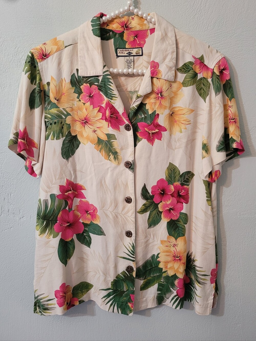 Caribbean Joe Colorful Tropical Women Shirt Size Small!